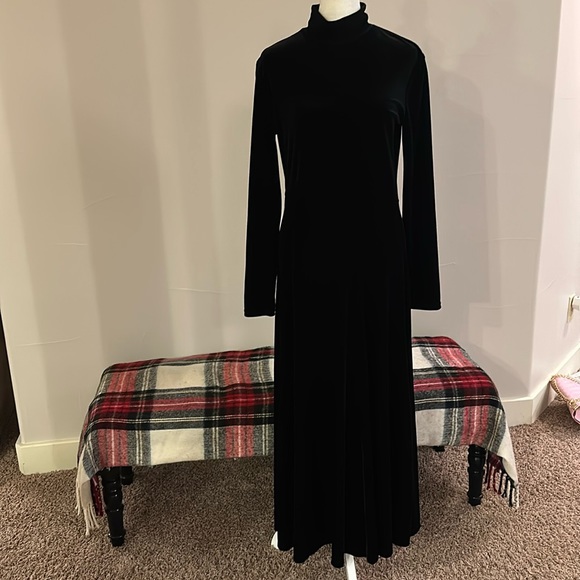 Double D Ranch Black Maxi Dress - Picture 1 of 10